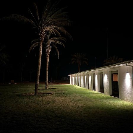 Flying Ostrich Guesthouse & Self-Catering Accommodation Mariental Exterior photo