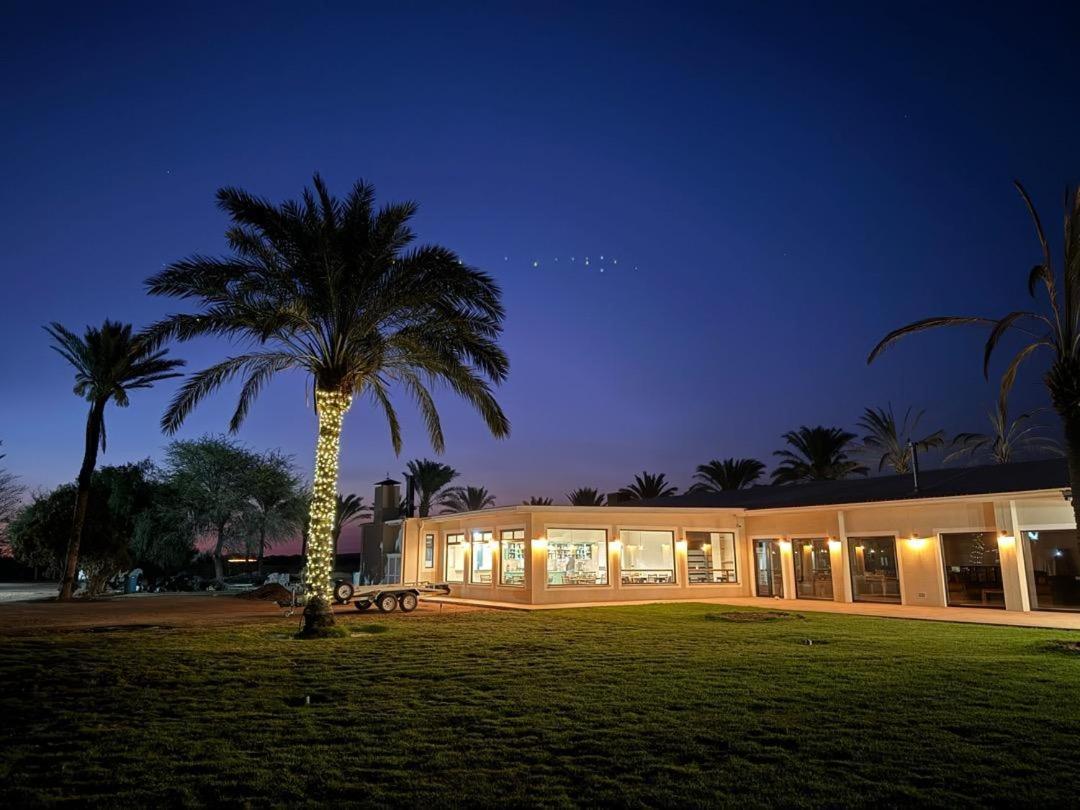 Flying Ostrich Guesthouse & Self-Catering Accommodation Mariental Exterior photo