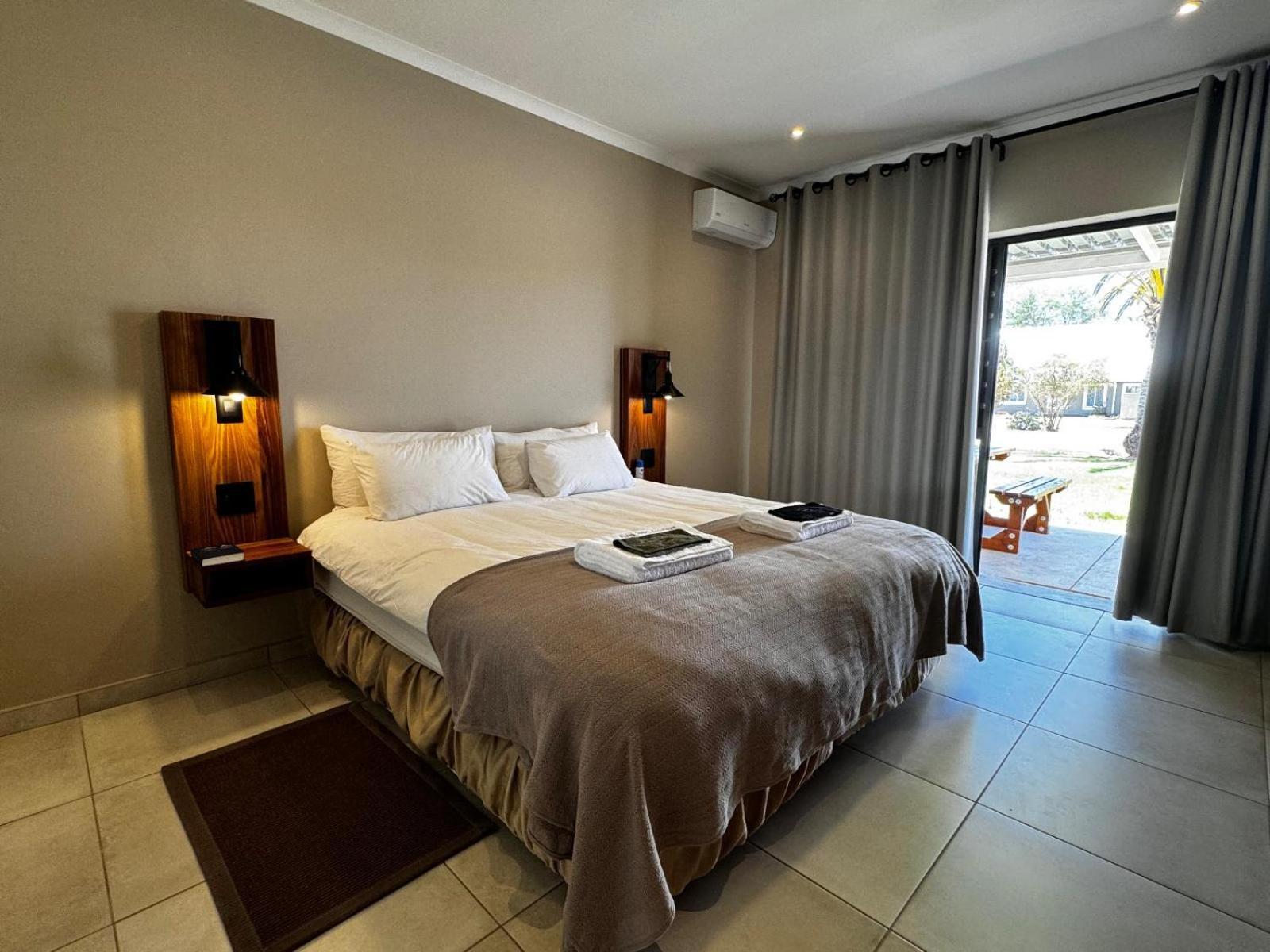 Flying Ostrich Guesthouse & Self-Catering Accommodation Mariental Room photo