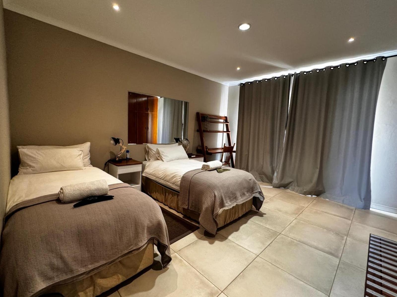 Flying Ostrich Guesthouse & Self-Catering Accommodation Mariental Room photo